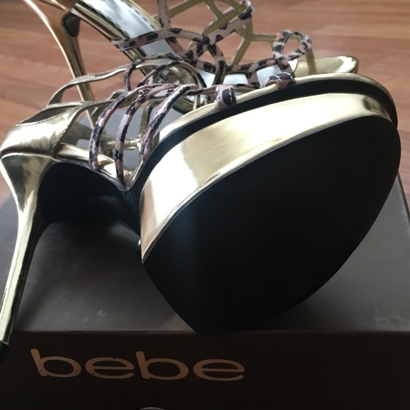 Bebe patterned dancing shoes. - Picture 5 of 9